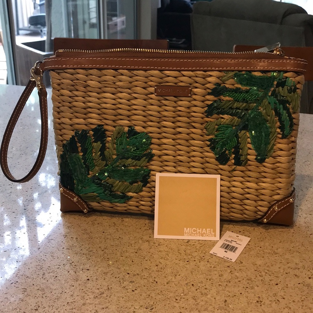 Michael Kors clutch!